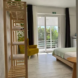 Airport Blue Eye House Ideal For Air Travellers 5 Km From Airport Homestay